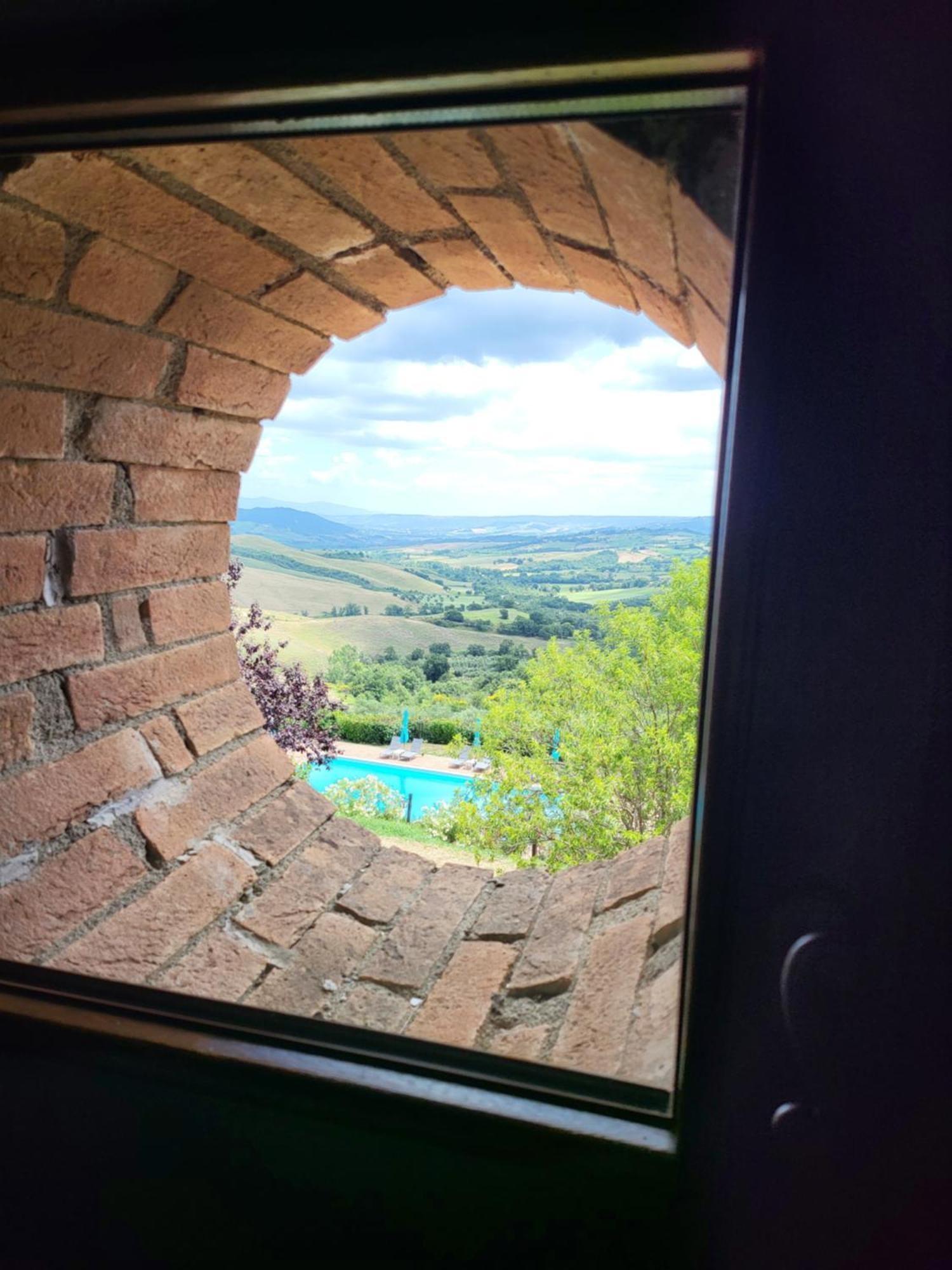 Country House La Collina Di Bargiano - Casa Raffaella Allerona Bagian luar foto